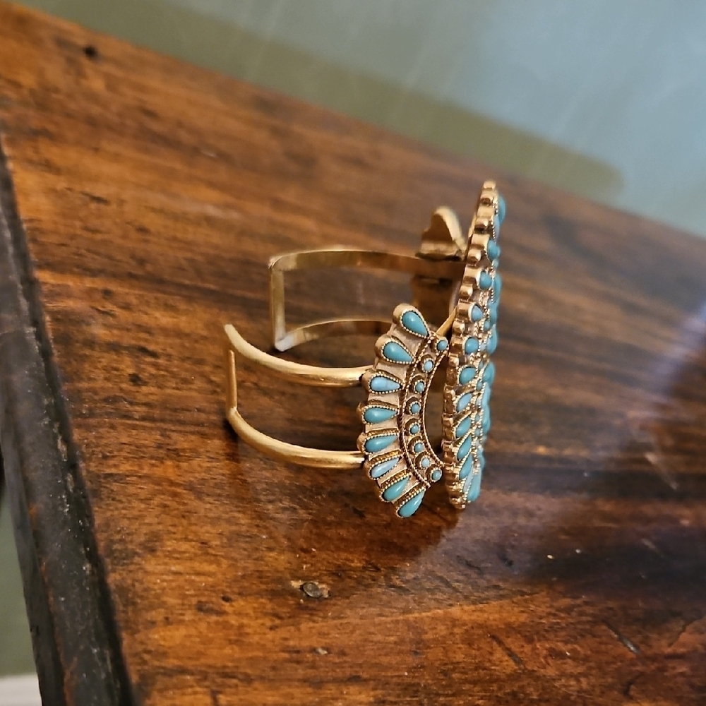 Lucky Brand Turquoise Beaded Cuff Bracelet - Picture 4 of 5